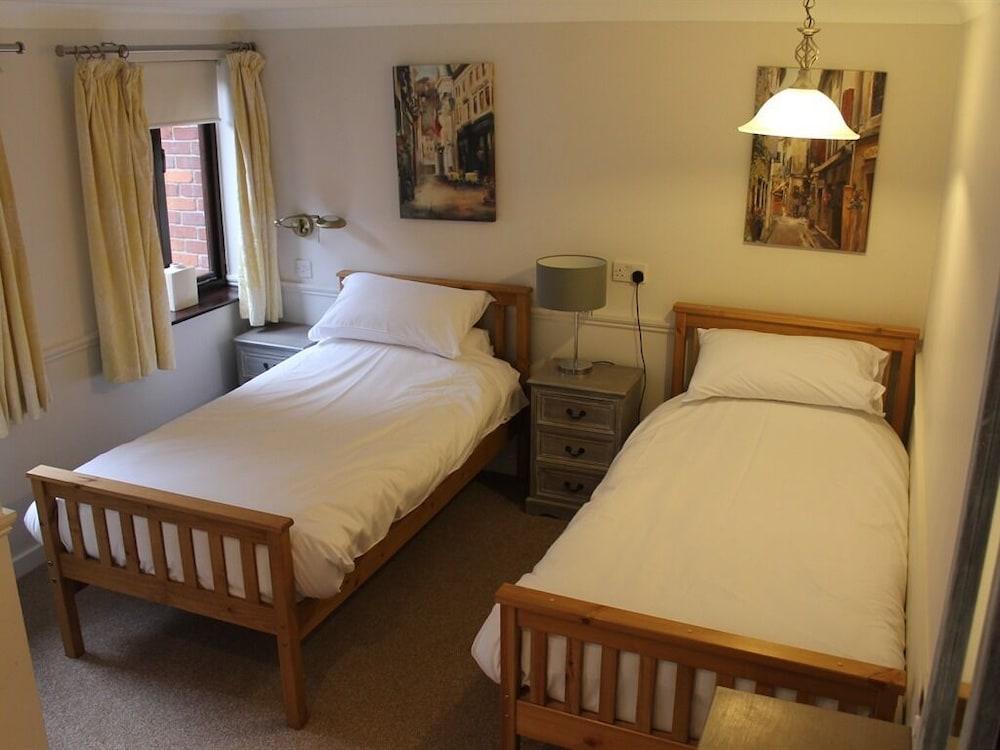 The Swan Motel, Gillingham Beccles Extérieur photo