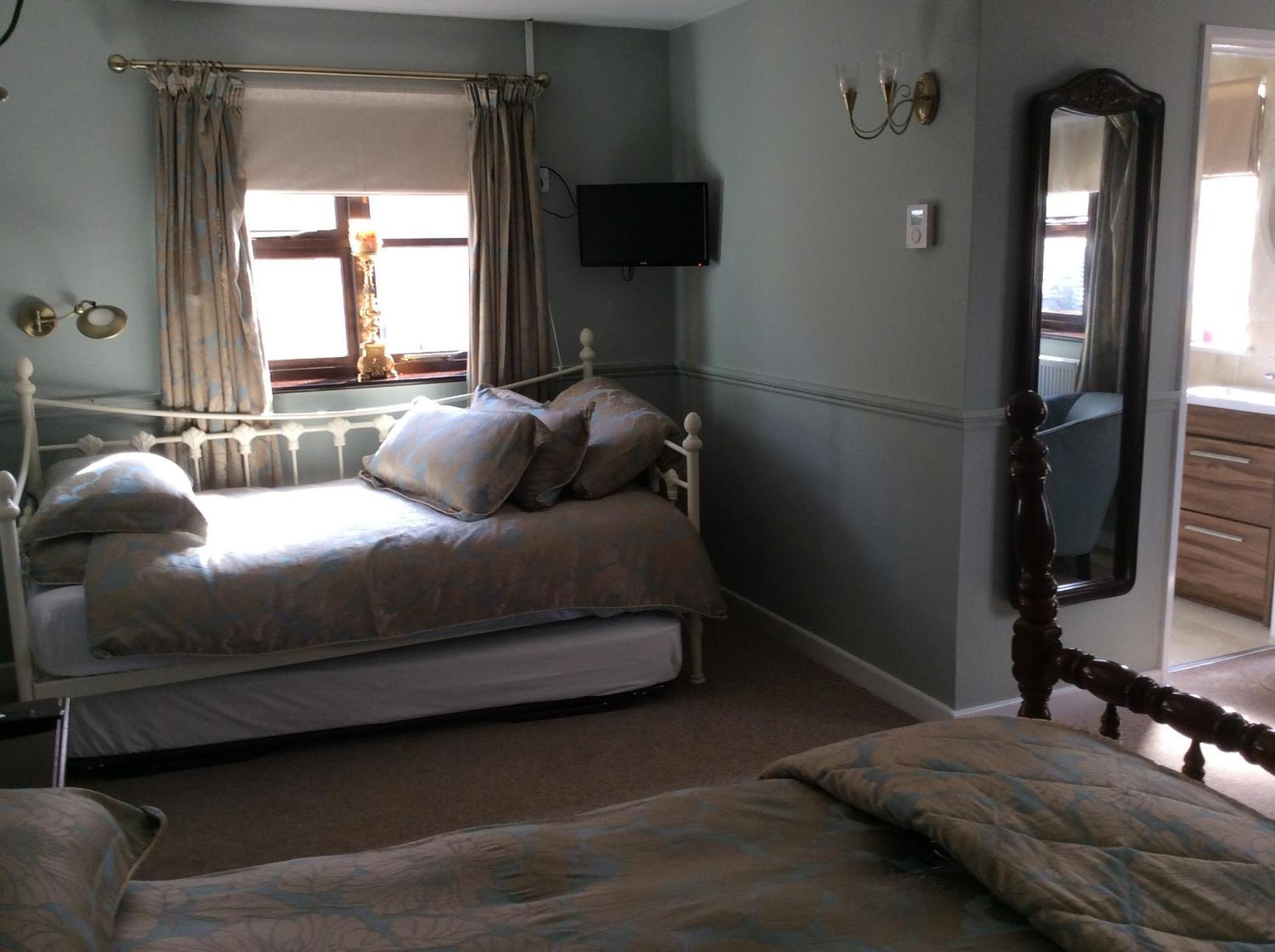 The Swan Motel, Gillingham Beccles Extérieur photo