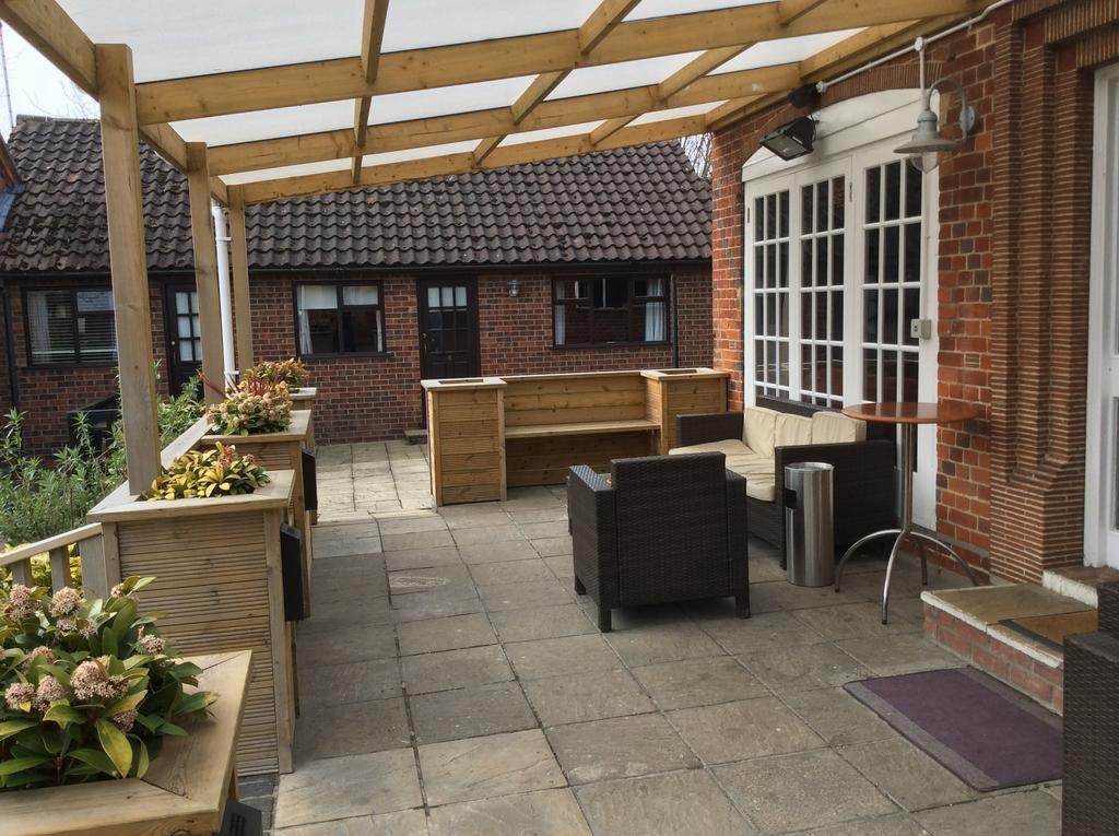 The Swan Motel, Gillingham Beccles Extérieur photo